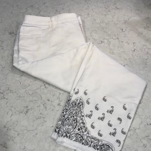 NEW Chico’s Girlfriend Slim Leg Ankle